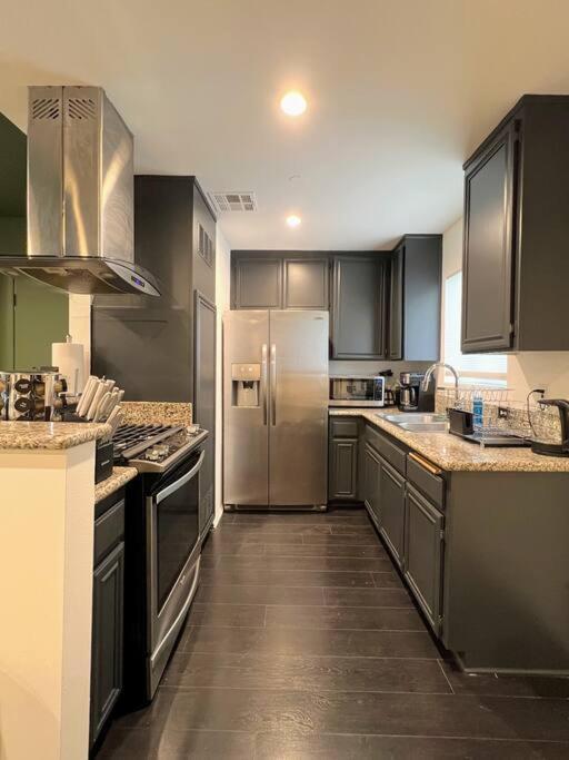 Hollywood Green Habitat ลอสแอนเจลิส ภายนอก รูปภาพ