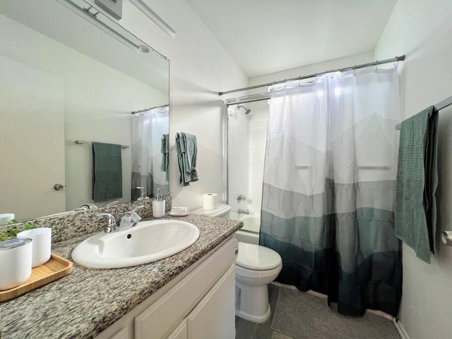 Hollywood Green Habitat ลอสแอนเจลิส ภายนอก รูปภาพ